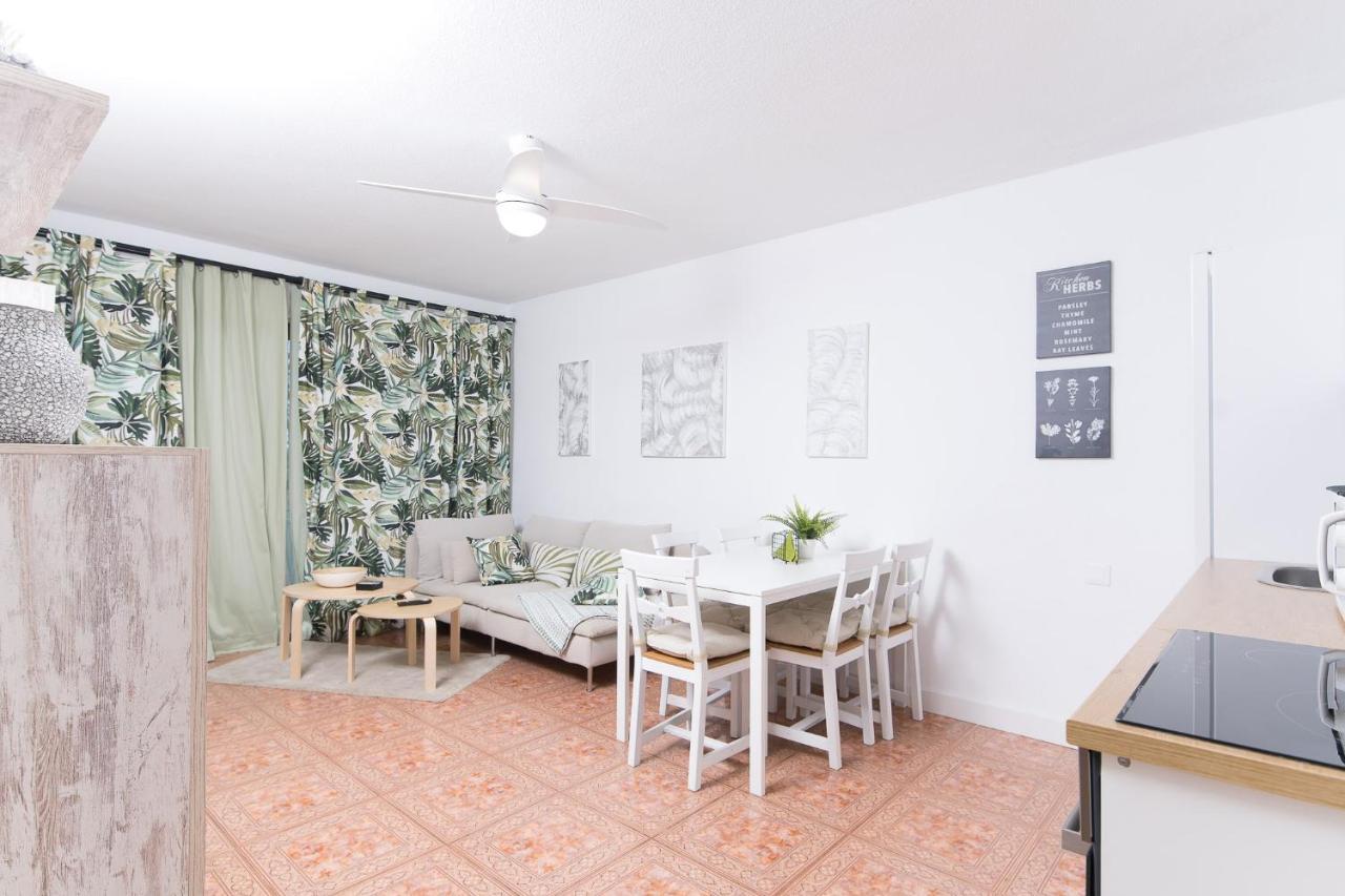 Sea View, Newly Renovated, 2 Bedrooms Apartment In Costa Adeje Exterior foto